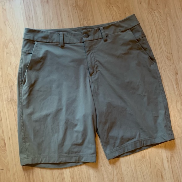 lululemon athletica Other - Lululemon The Works Short 11”